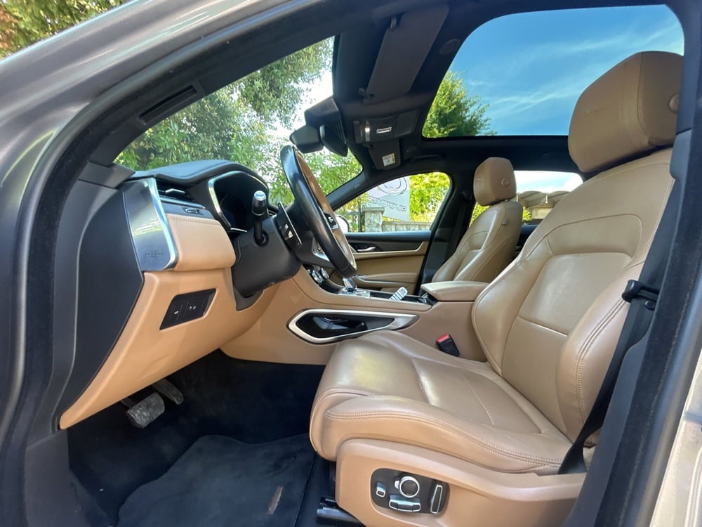 Jaguar F-Pace usata a Bologna (8)