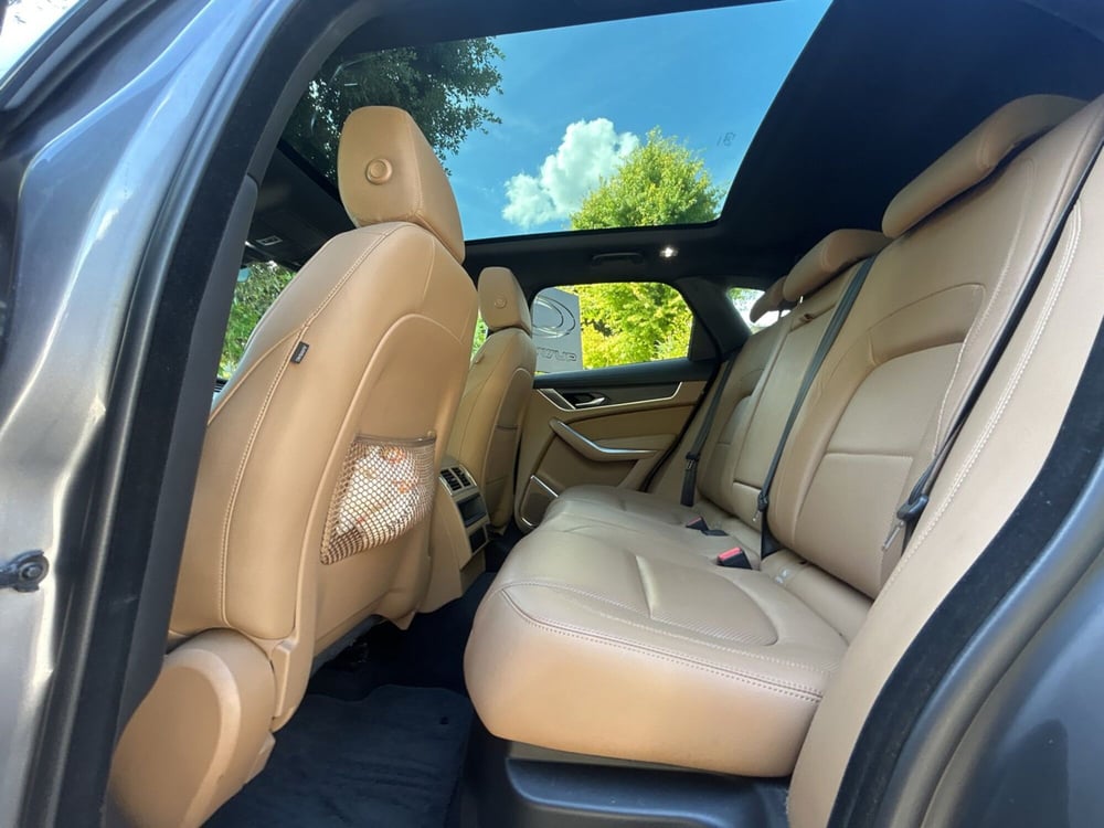 Jaguar F-Pace usata a Bologna (9)