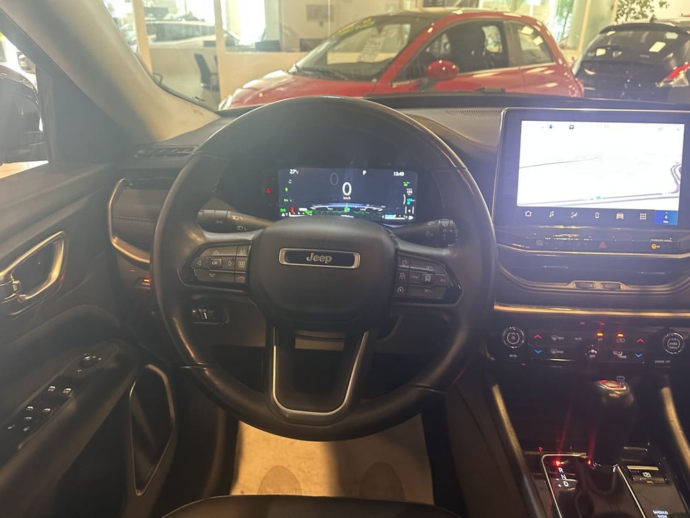 Jeep Compass usata a Milano (16)
