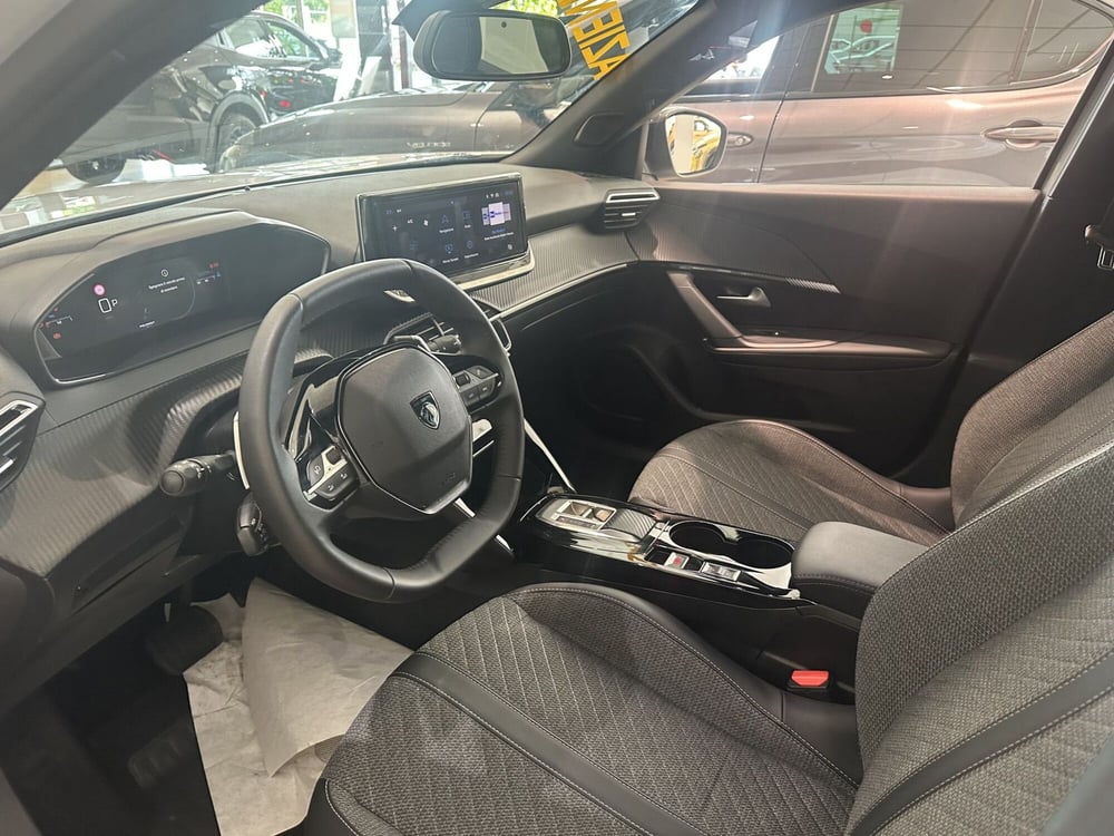 Peugeot 2008 usata a Milano (12)