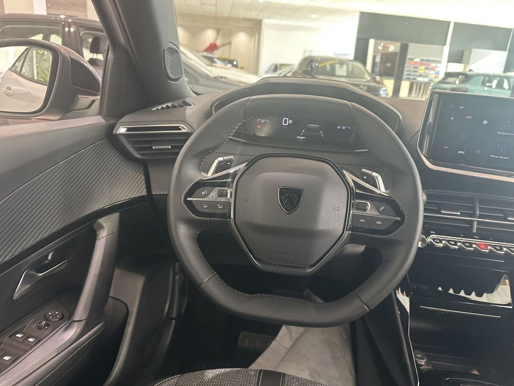 Peugeot 2008 usata a Milano (15)