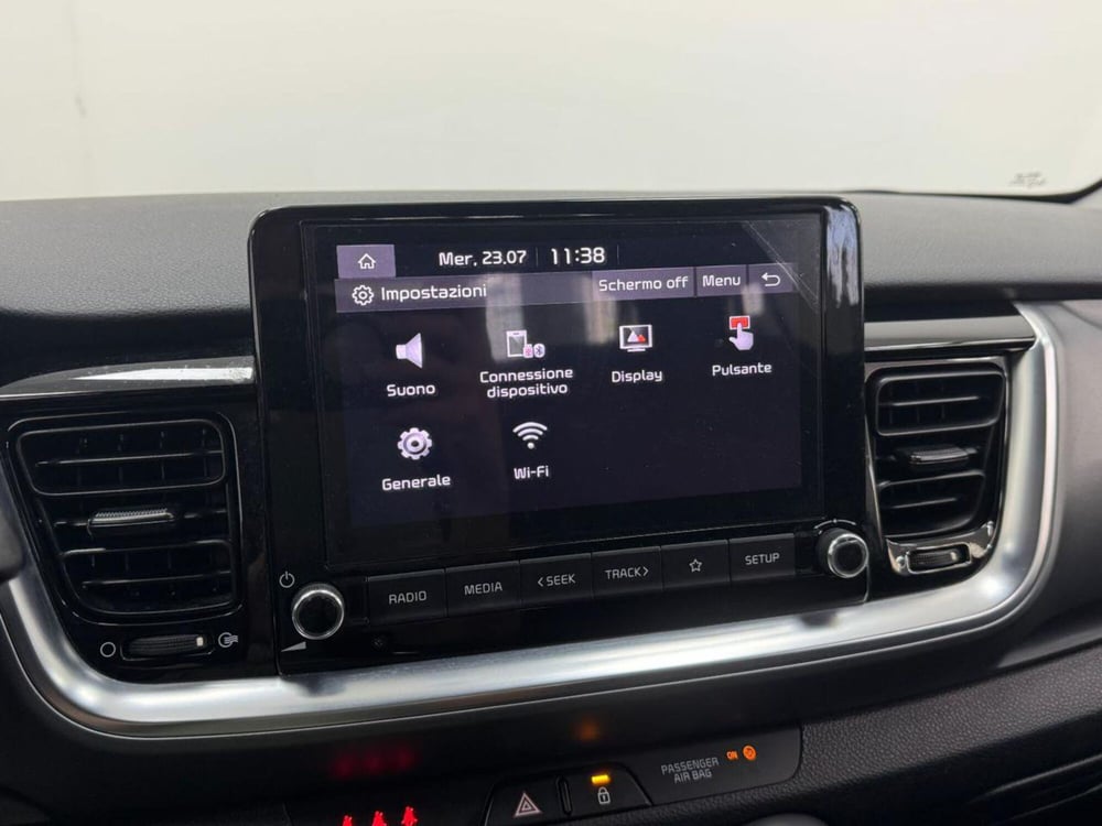 Kia Stonic usata a Como (15)
