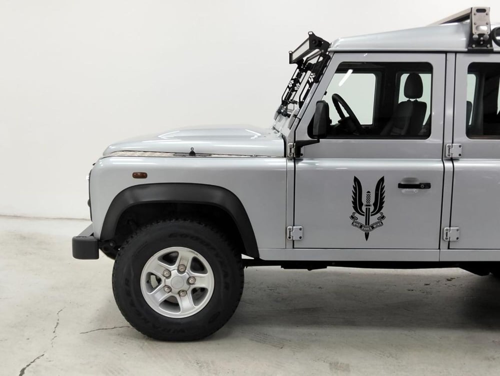 Land Rover Defender usata a Como (10)