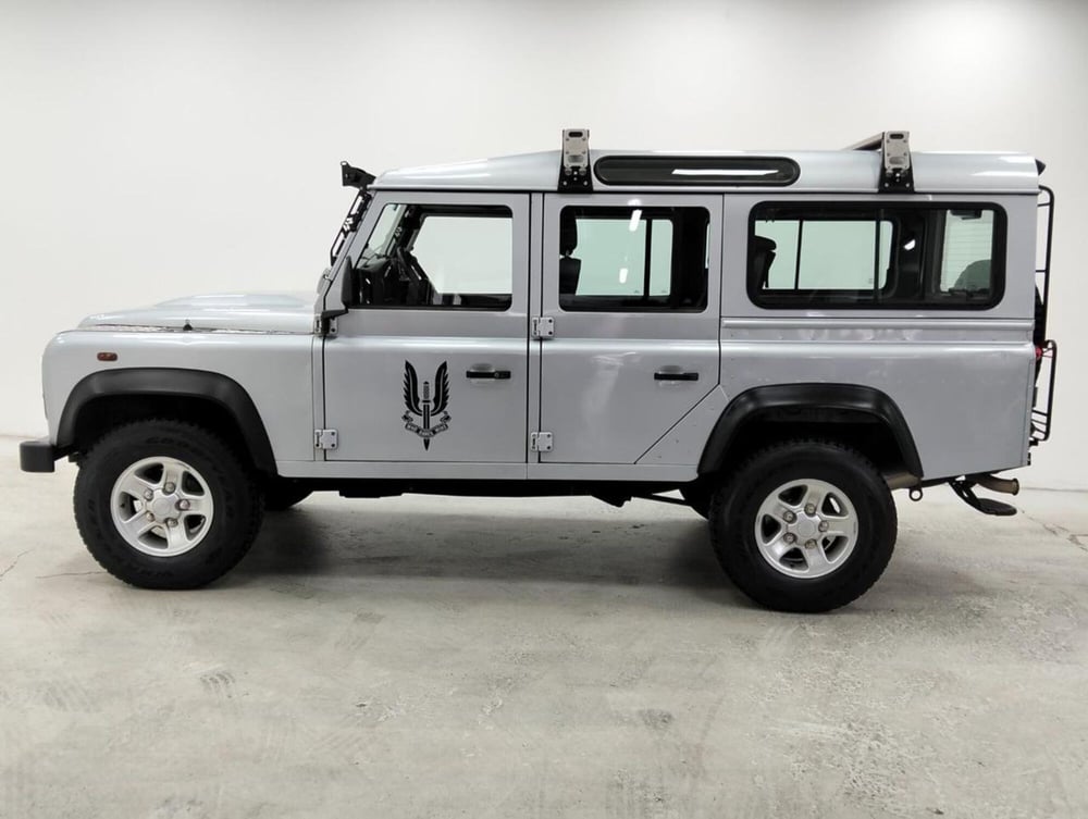Land Rover Defender usata a Como (9)