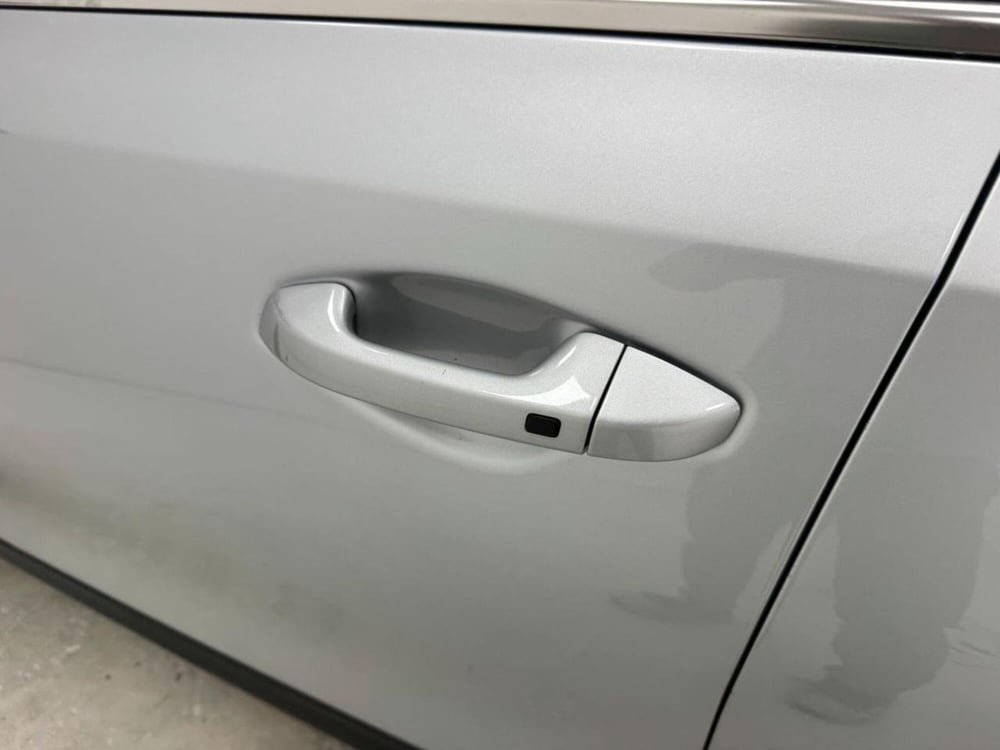 Kia XCeed usata a Como (11)