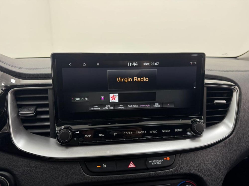 Kia XCeed usata a Como (15)