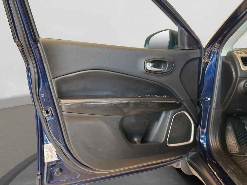 Jeep Compass usata a Latina (11)