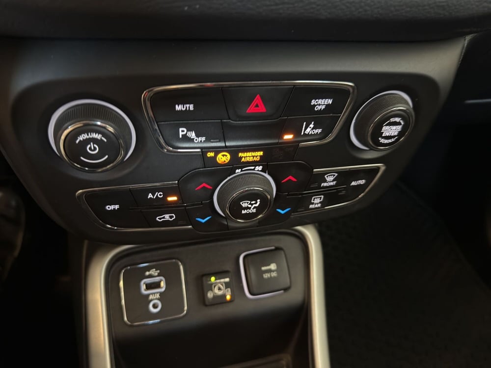 Jeep Compass usata a Latina (16)