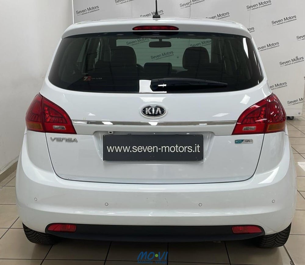 Kia Venga usata a Torino (2)