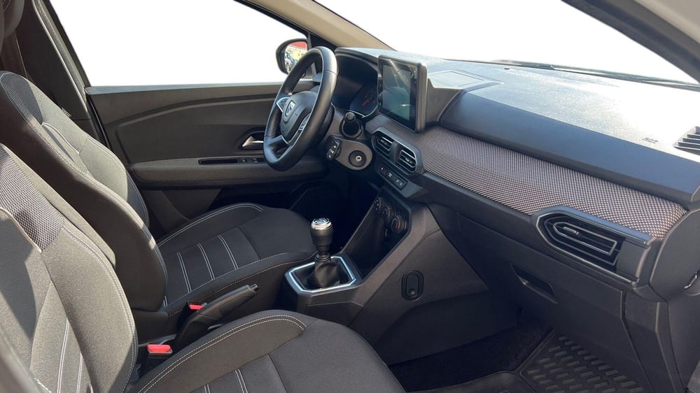 Dacia Jogger usata a Parma (7)