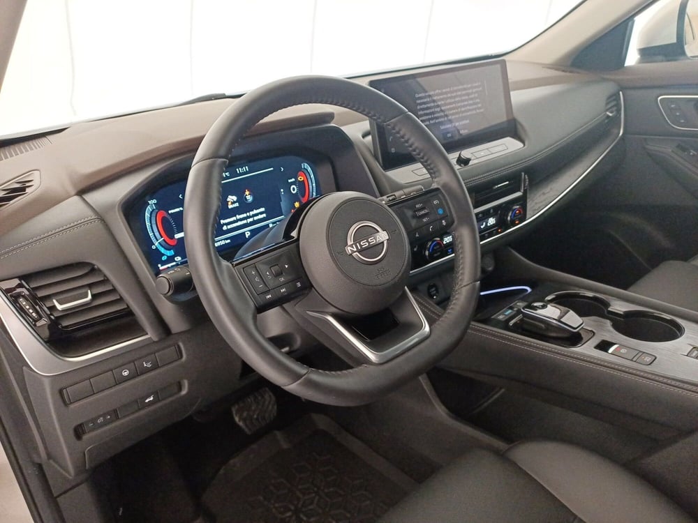 Nissan X-Trail usata a Bari (5)