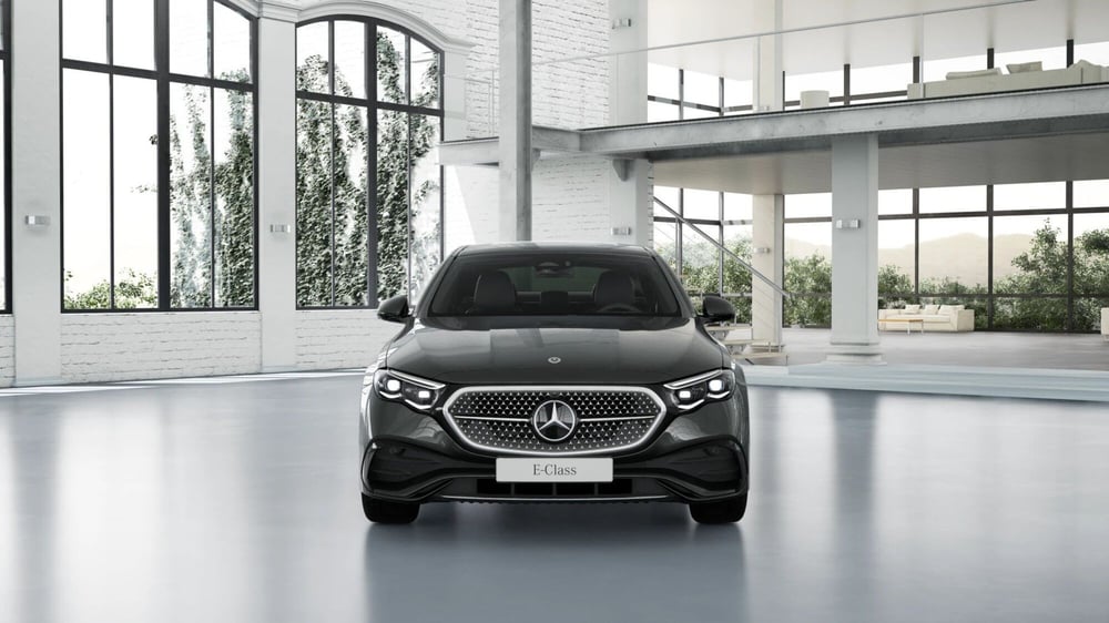 Mercedes-Benz Classe E nuova a Pescara (3)
