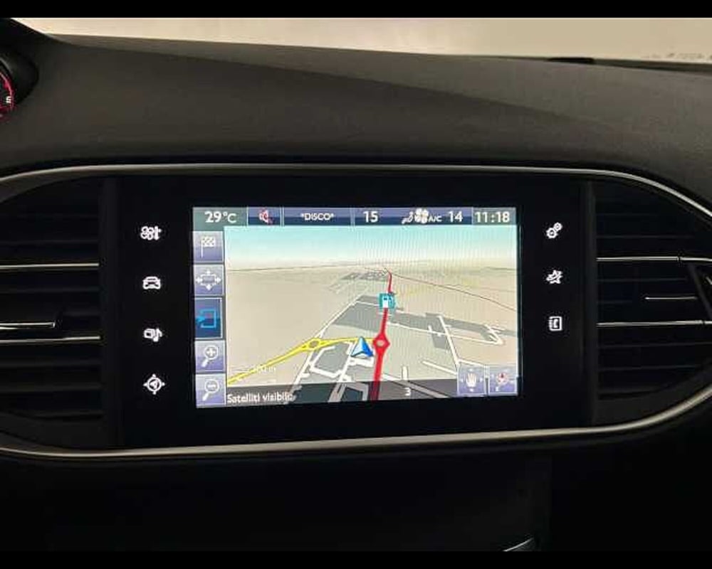 Peugeot 308 SW usata a Milano (15)