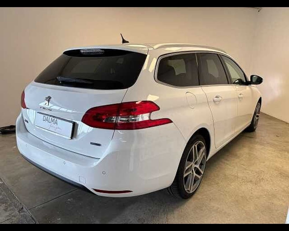 Peugeot 308 SW usata a Milano (3)