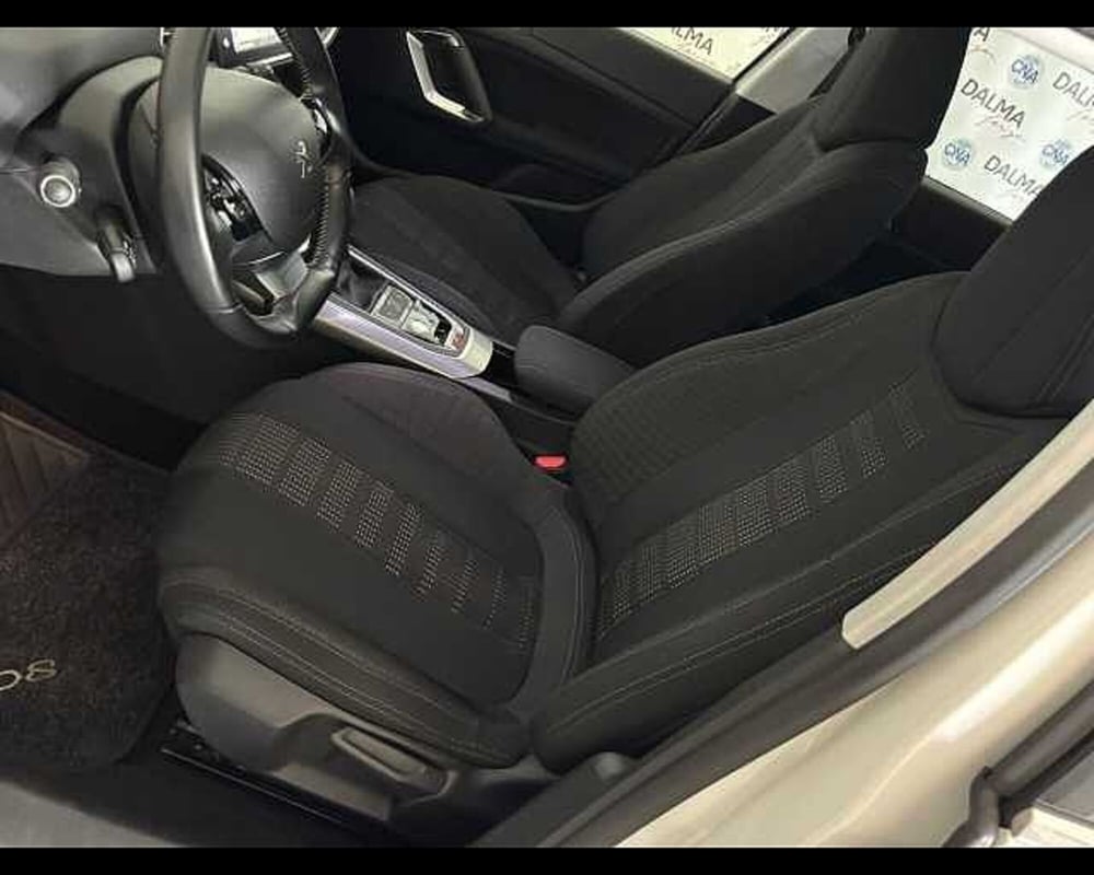 Peugeot 308 SW usata a Milano (6)