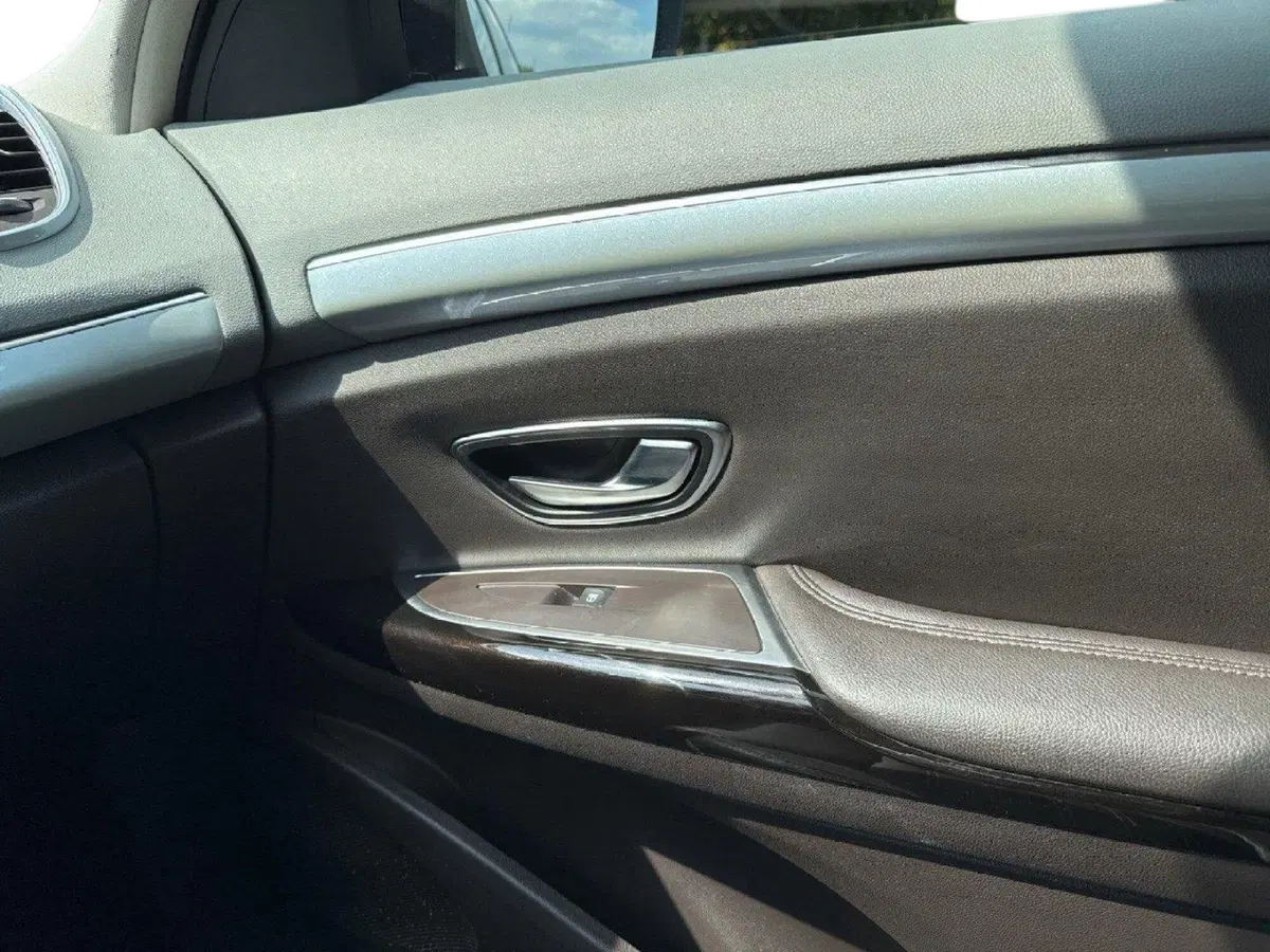 Renault Espace usata a Pordenone (19)
