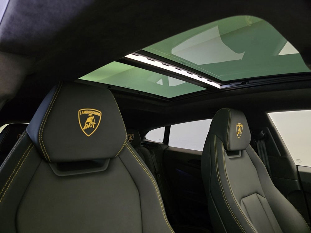 Lamborghini Urus usata a Bologna (15)