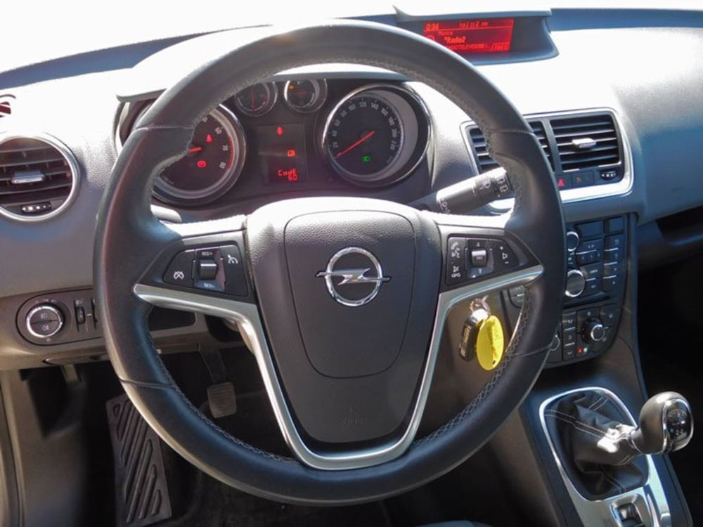 Opel Meriva usata a Rimini (6)