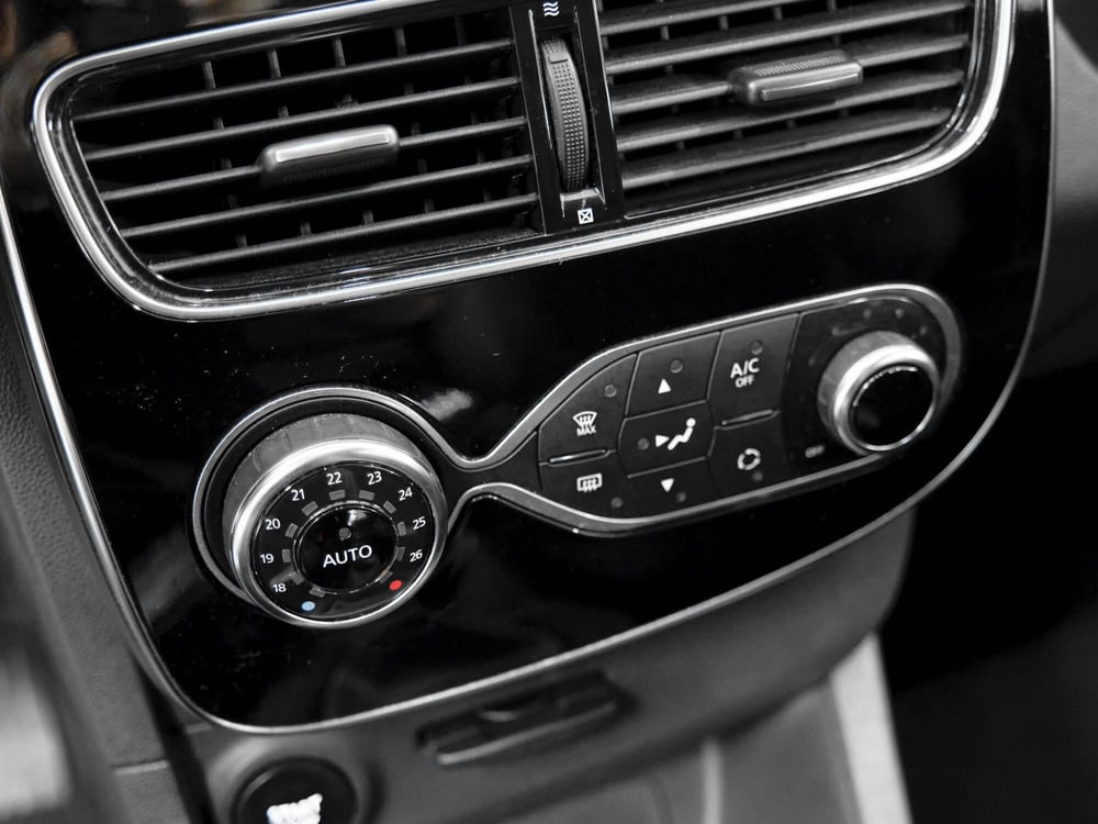 Renault Clio usata a Prato (13)