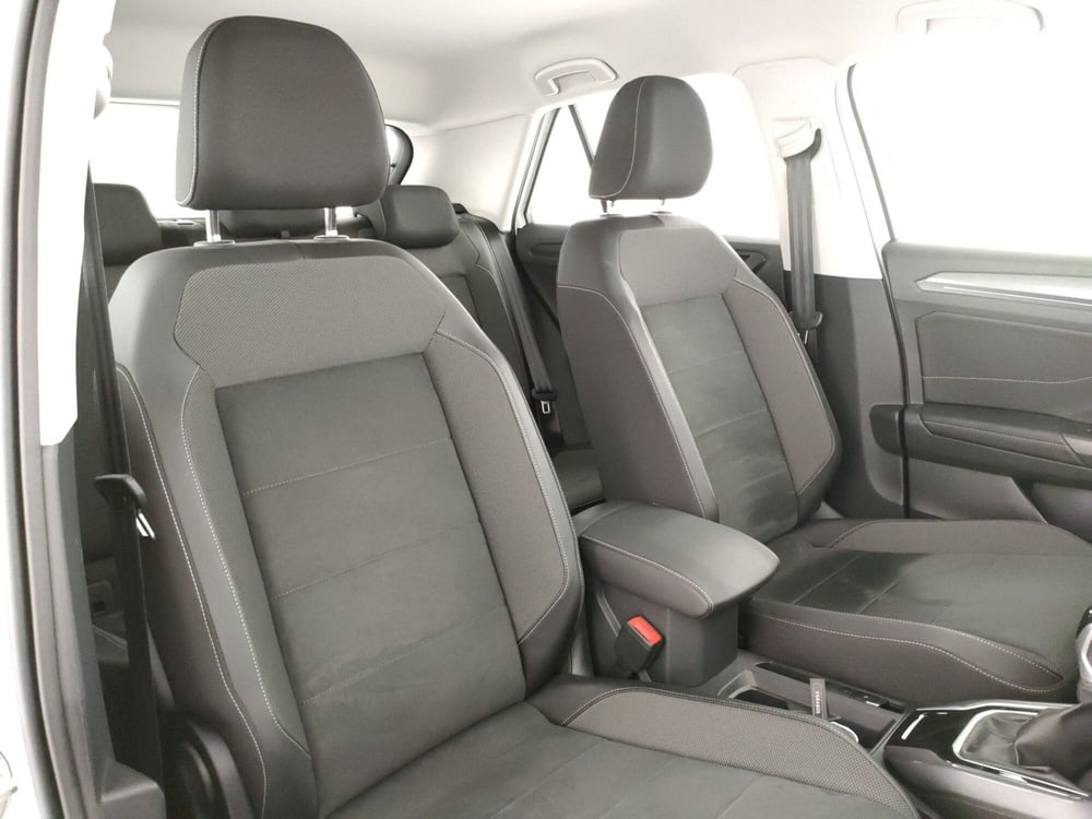 Volkswagen T-Roc usata a Napoli (8)