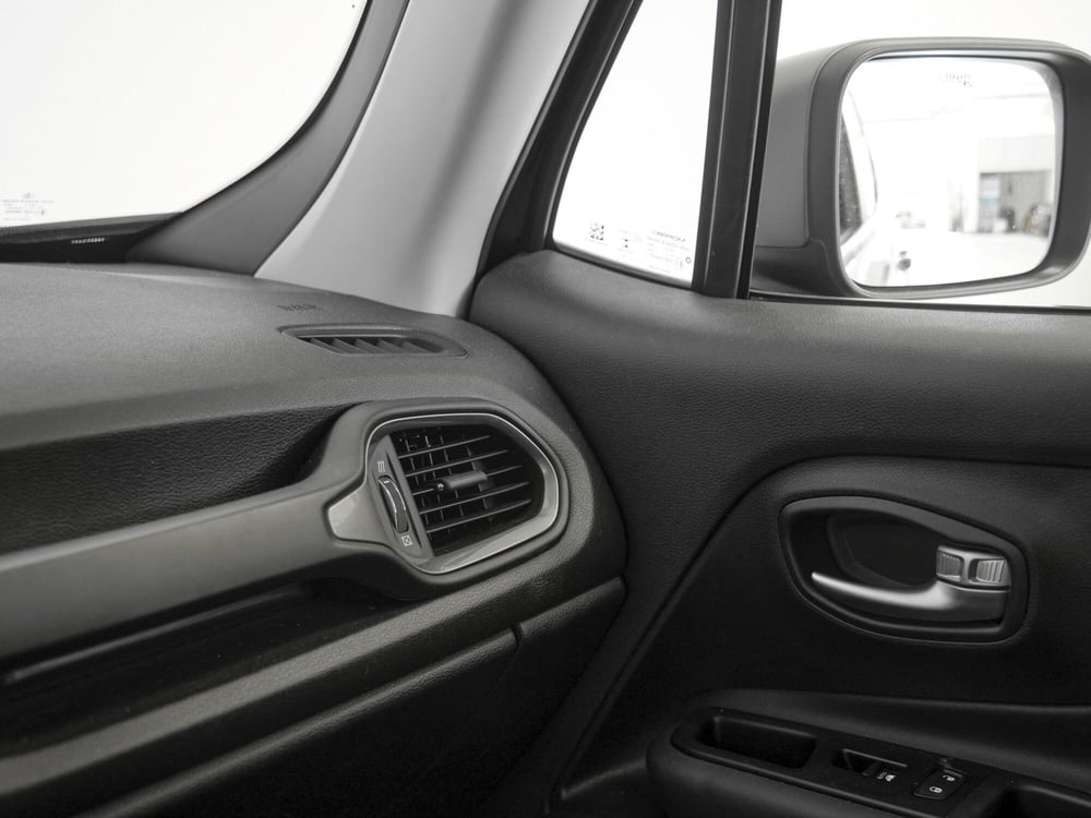 Jeep Renegade usata a Prato (18)