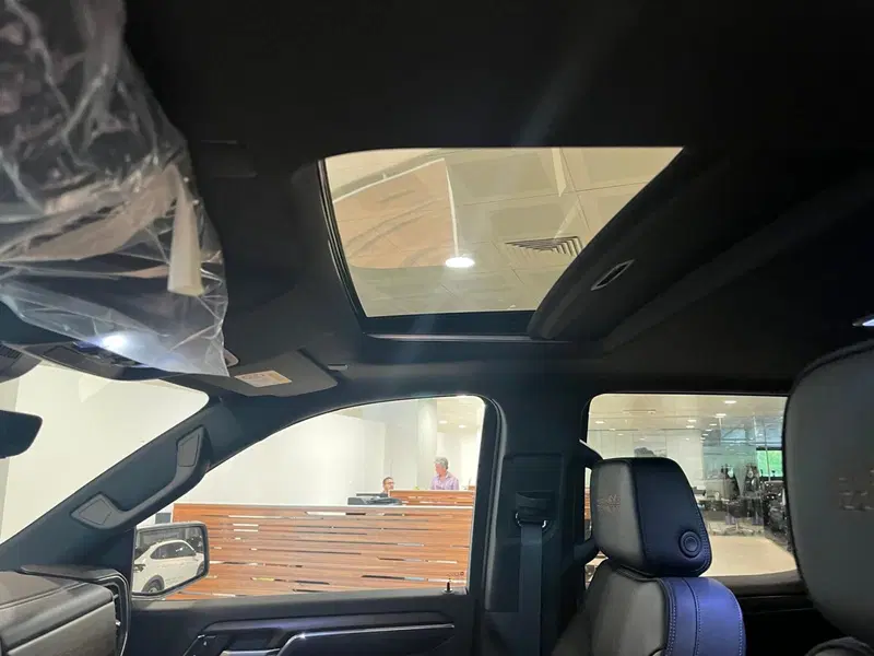 Chevrolet Silverado nuova a Asti (12)