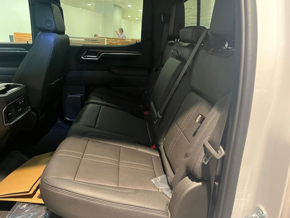 Chevrolet Silverado nuova a Asti (6)