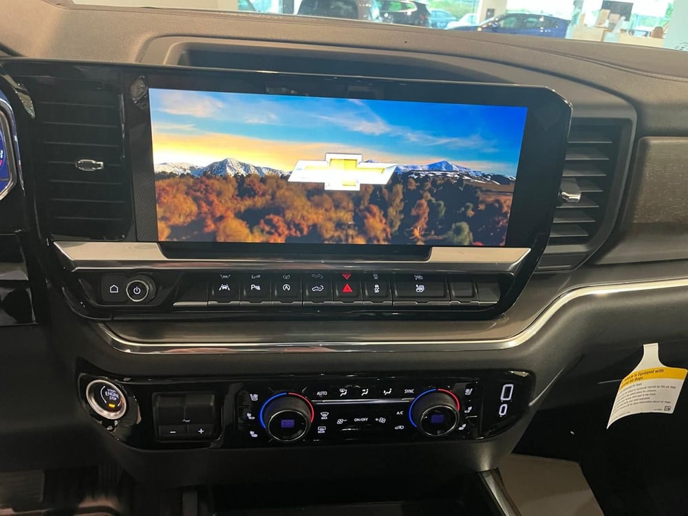 Chevrolet Silverado nuova a Asti (9)