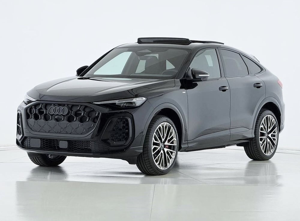 Audi Q5 Sportback nuova a Perugia