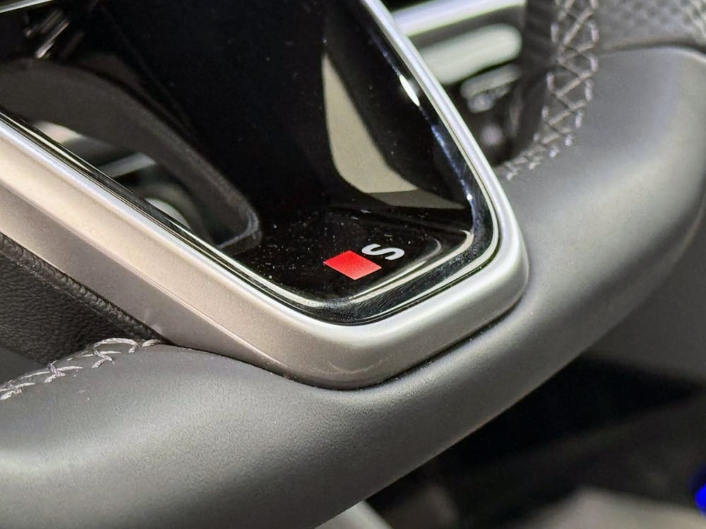 Audi Q5 Sportback nuova a Perugia (19)