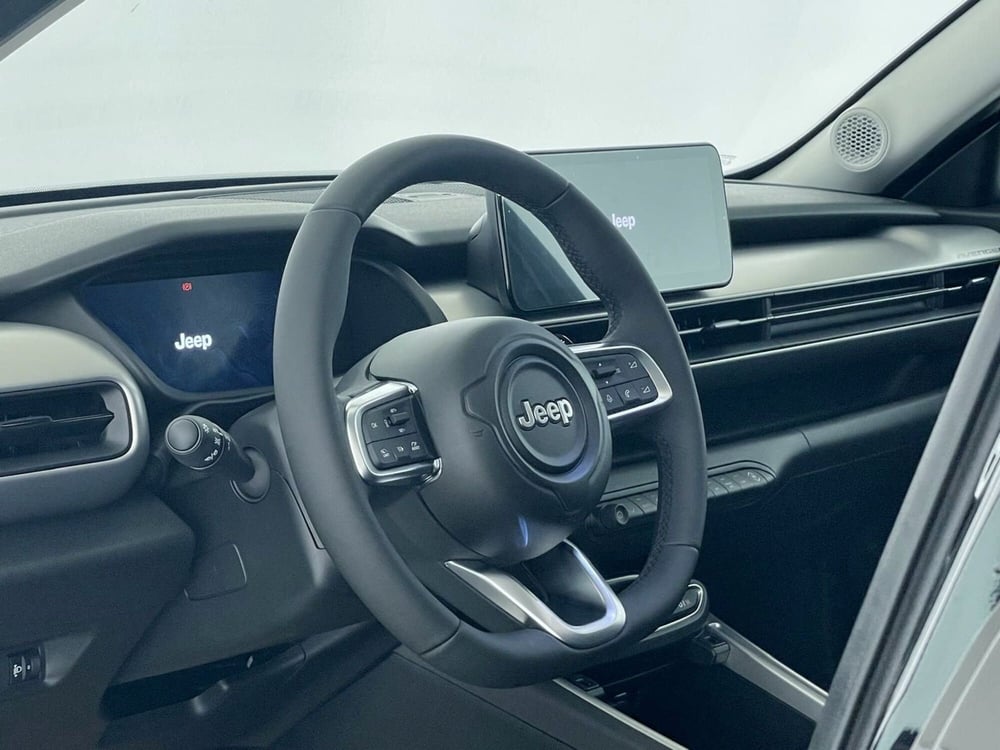 Jeep Avenger nuova a Perugia (15)