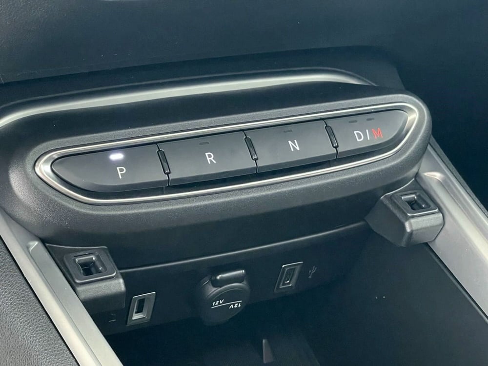 Jeep Avenger nuova a Perugia (17)