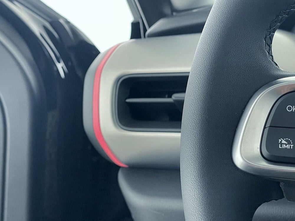 Jeep Avenger nuova a Perugia (13)