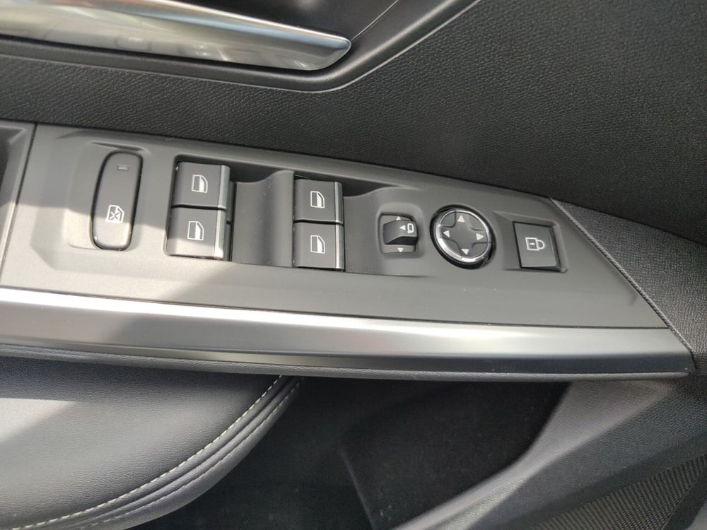 Peugeot 3008 usata a Parma (18)