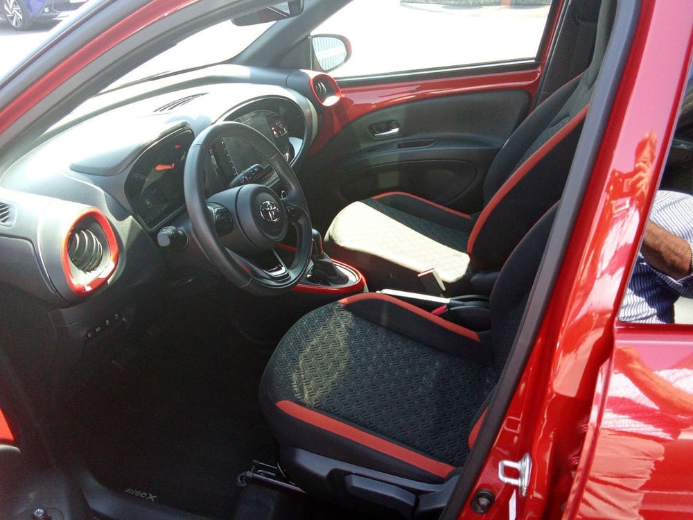 Toyota Aygo X usata a Bergamo (11)