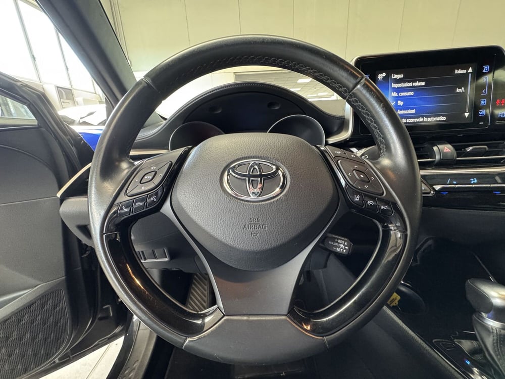Toyota Toyota C-HR usata a Monza e Brianza (20)