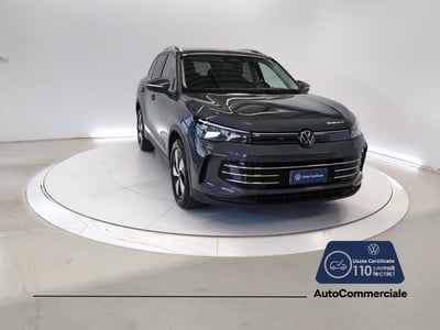 Volkswagen Tiguan Allspace 2.0 tdi Life 150cv dsg del 2024 usata a Bologna