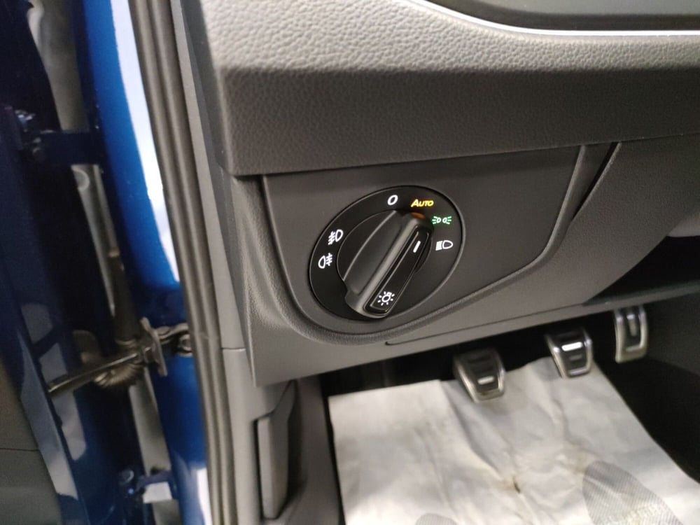 Volkswagen Taigo nuova a Bologna (10)