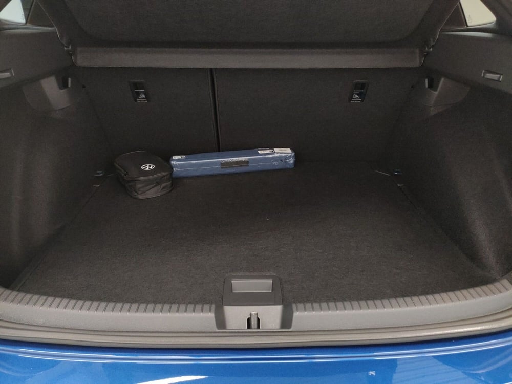 Volkswagen Taigo nuova a Bologna (17)
