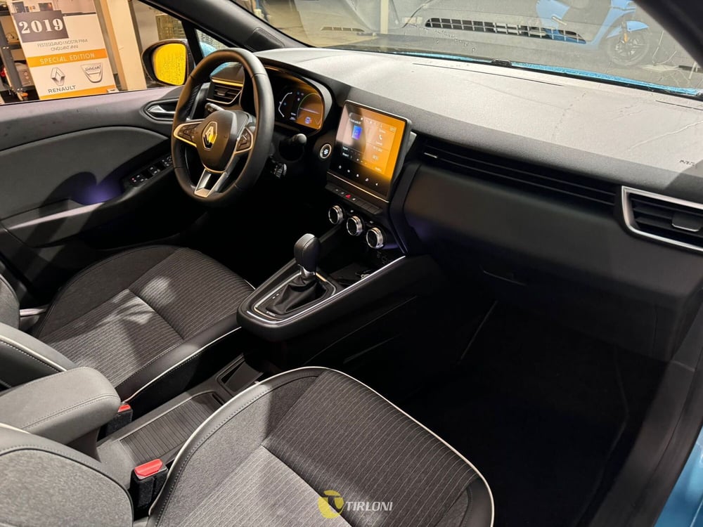 Renault Clio usata a Milano (11)