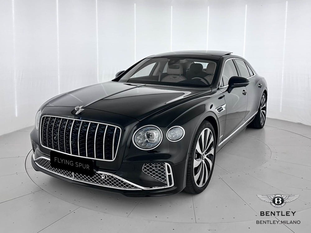 Bentley Flying nuova a Milano (3)