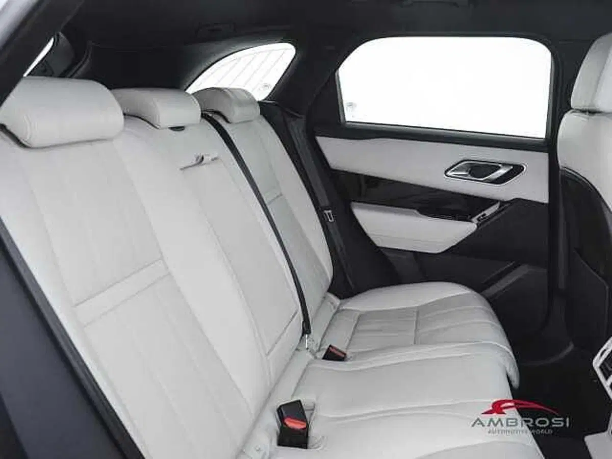 Land Rover Range Rover Velar usata a Viterbo (11)