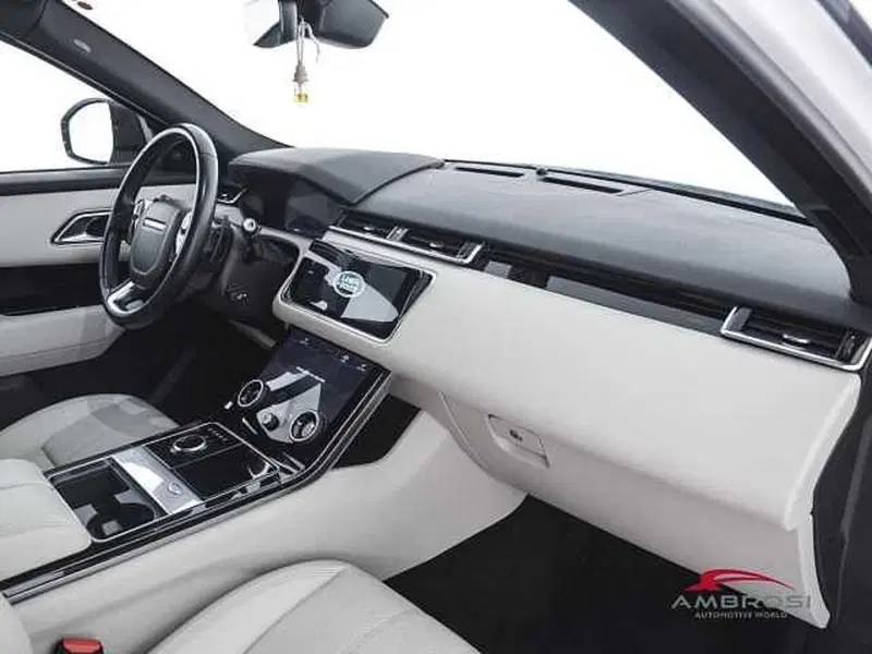 Land Rover Range Rover Velar usata a Viterbo (12)