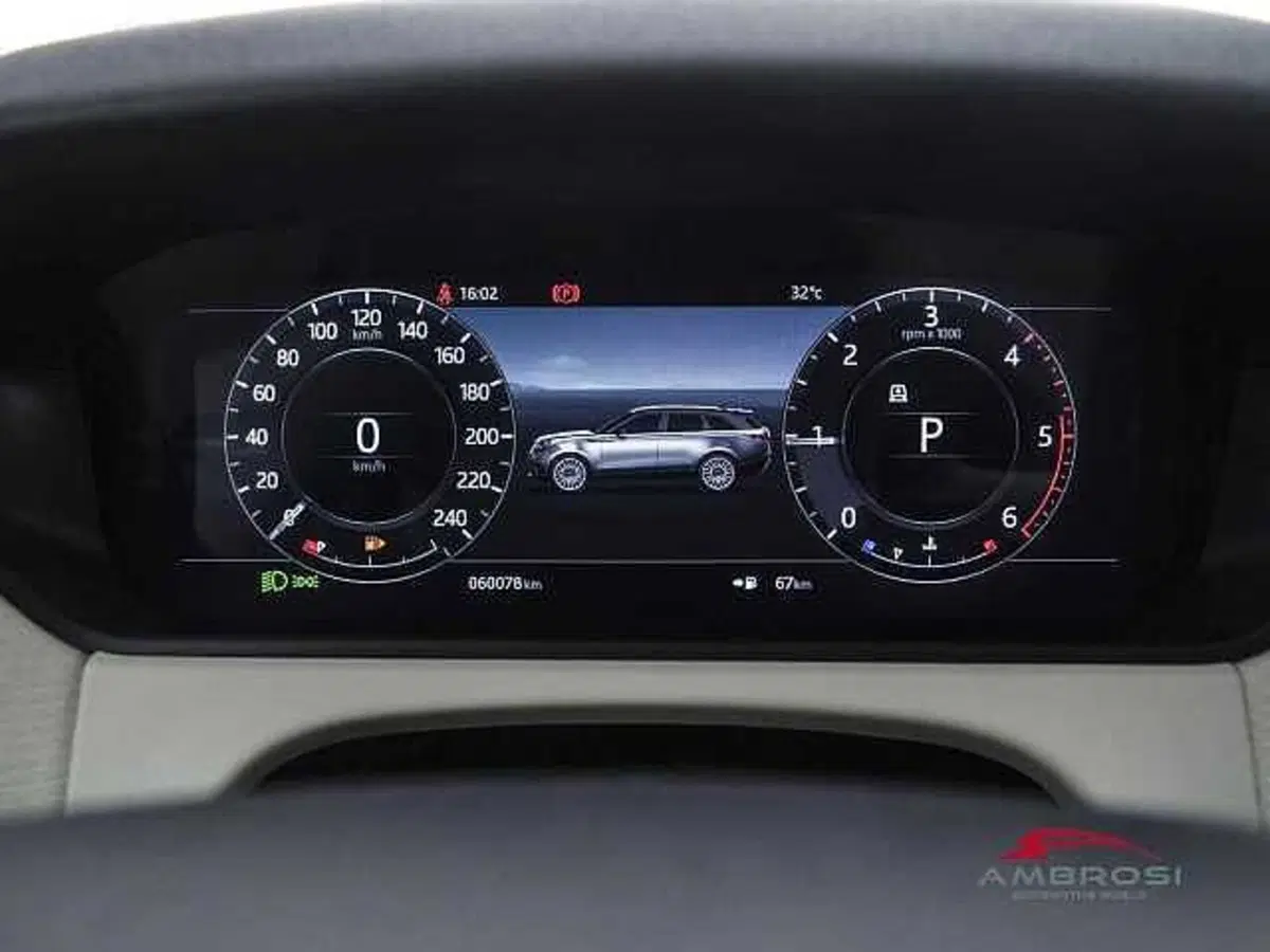 Land Rover Range Rover Velar usata a Viterbo (13)