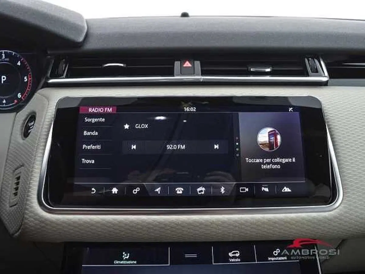 Land Rover Range Rover Velar usata a Viterbo (14)