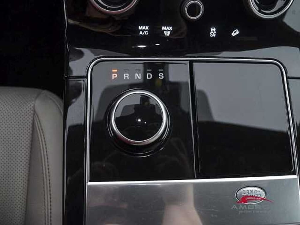 Land Rover Range Rover Velar usata a Viterbo (20)