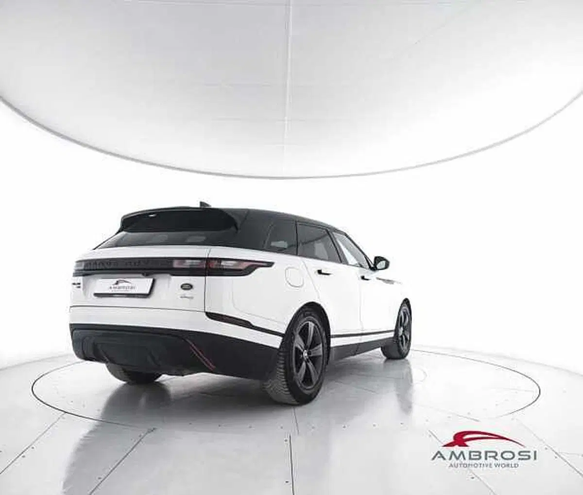 Land Rover Range Rover Velar usata a Viterbo (3)