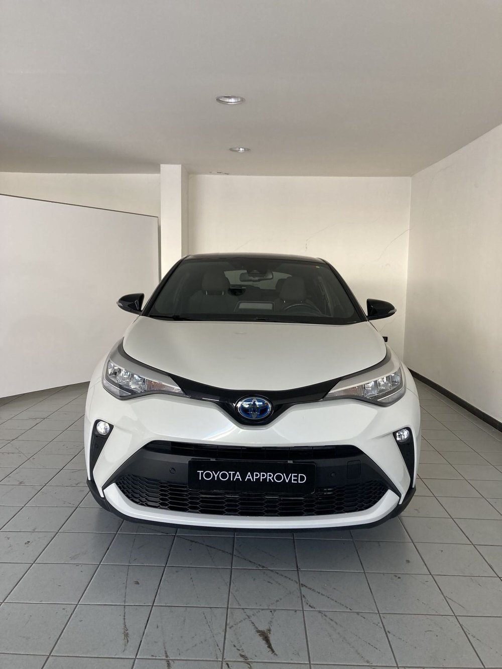 Toyota Toyota C-HR usata a Foggia (4)