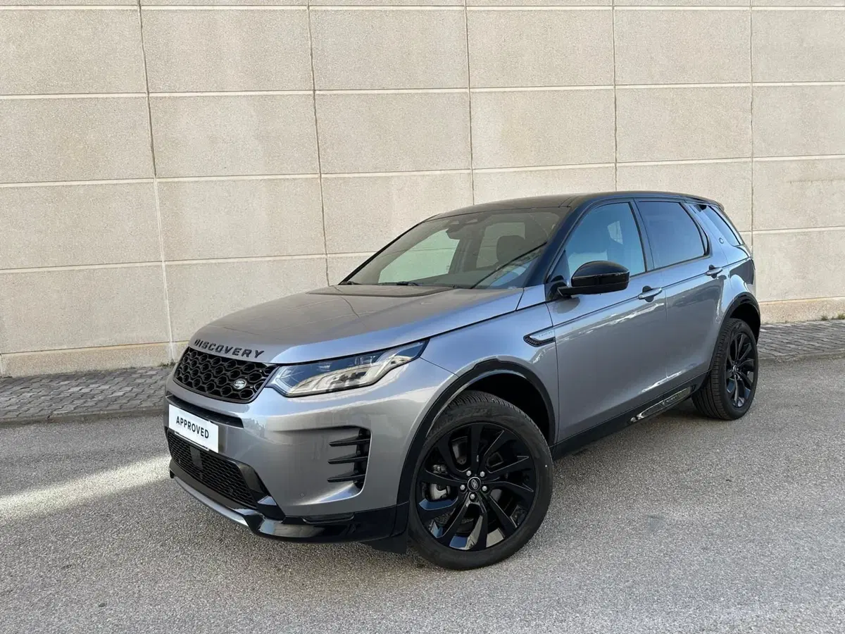 Land Rover Discovery Sport usata a Caserta