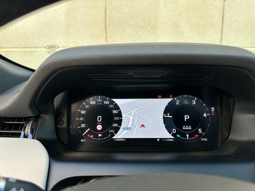 Land Rover Discovery Sport usata a Caserta (11)